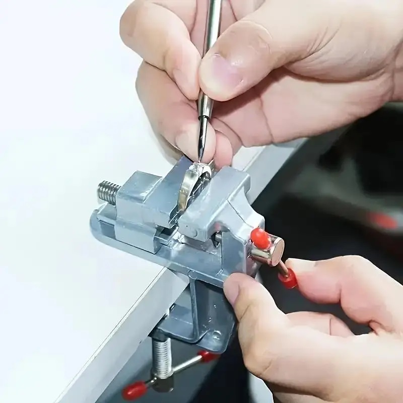 견고한 미니 알루미늄 벤치 바이스 금속 테이블 클램프  - Electronics Repair Bench 리뷰 및 가격
