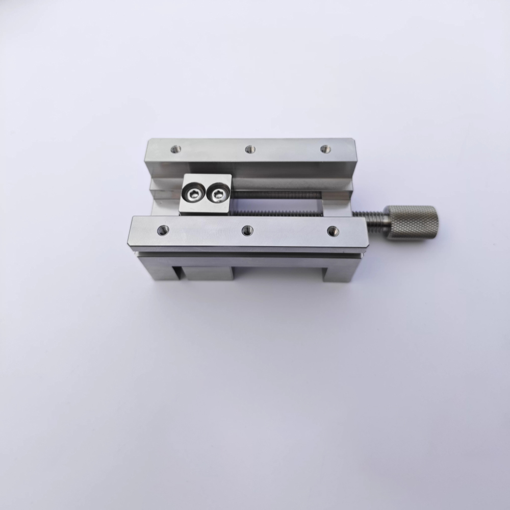304 스테인리스 스틸 미니 플랫 노즈 바이스 – 전자 - Electronics Repair Bench 리뷰 및 가격